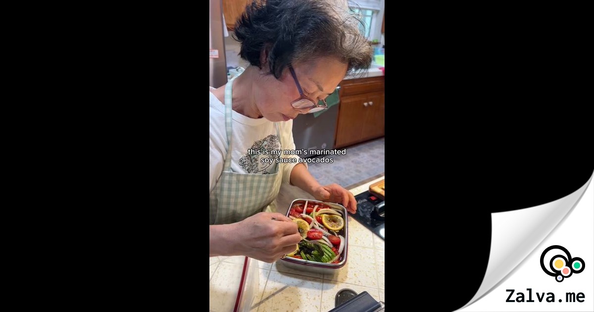 Aguacates Marinados en Salsa de Soja